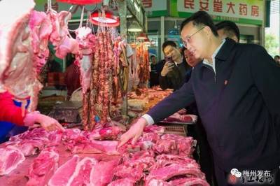 陈敏、张爱军深入检查节前市场供应与春运安全，保障市民祥和过节